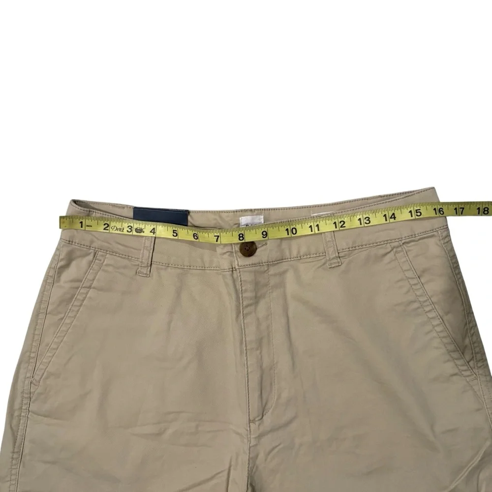 NWT, GAP Girlfriend Khaki Shorts High Rise 5" Inseam, Sz 12 - Picture 11 of 14